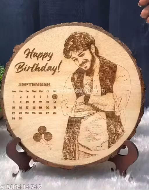 Customized Engraved Wooden Photo Frame